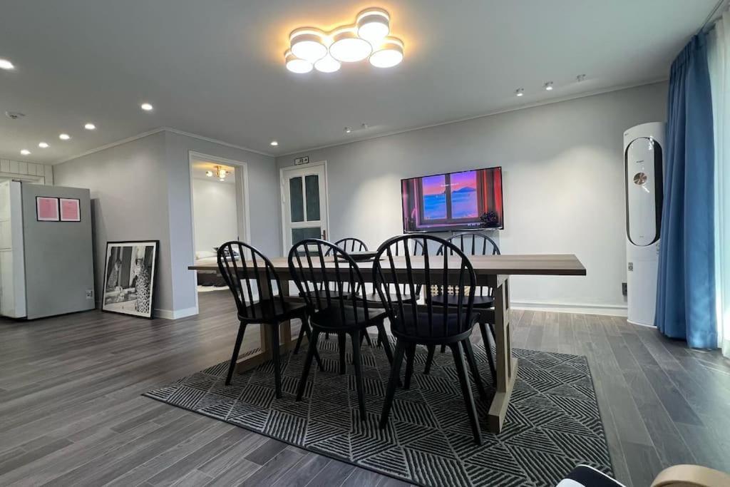 Hongdae 3Bedroom Apartment #14 Сеул Екстериор снимка