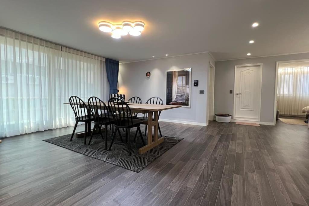 Hongdae 3Bedroom Apartment #14 Сеул Екстериор снимка